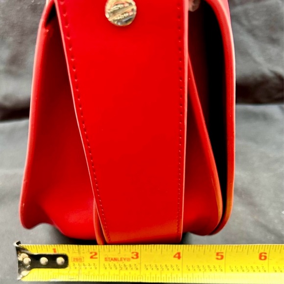 Zac Posen Demi Shoulder Double
Face Leather Magnetic Closure Geranium/Cordial - Picture 9 of 14